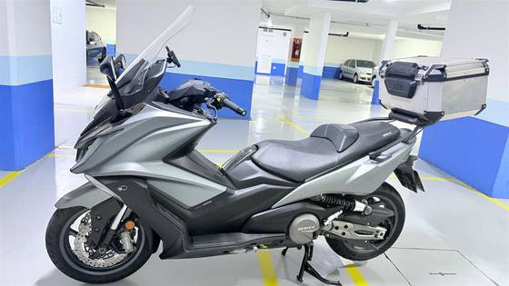 KYMCO AK 550i KYMCO AK 550i